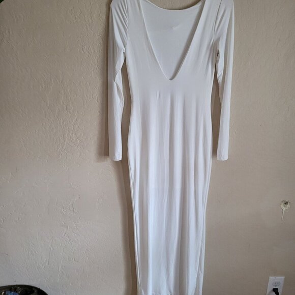 Cefian USA Long White Maxi Dress With Zipper Detail size S - Picture 5 of 6